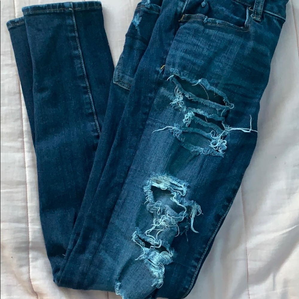 american eagle ripped jeans*ON HOLD*